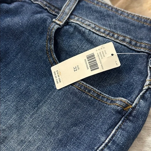 NWT! Anthropologie Pilcro Mid-Rise Micro Denim Shorts 32 🖼️